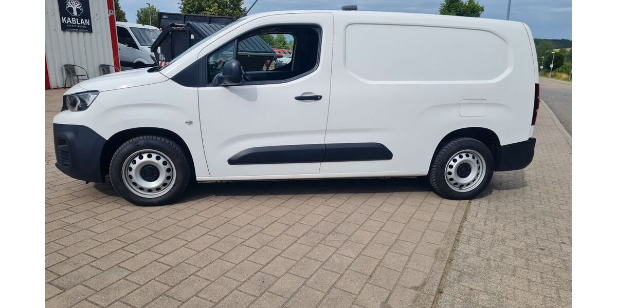 Peugeot Partner 136.000 km 10.900 &euro; Oberderdingen Flehingen 75038