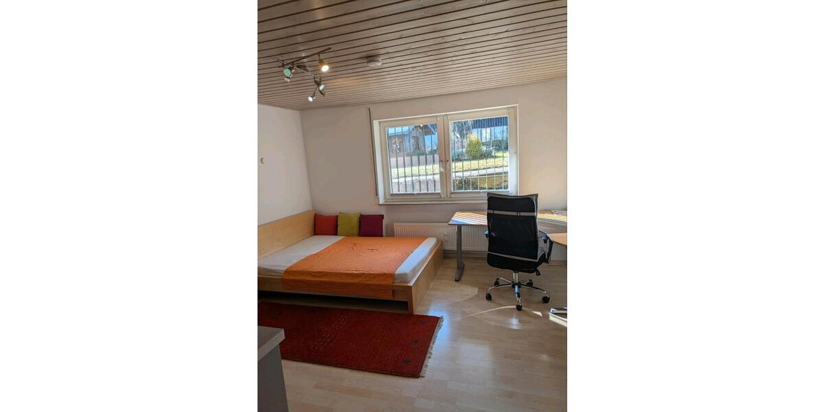 Etagenwohnung Ditzingen - 1 Zimmer, 25 m&sup2;, 400&euro; | Angebot:25791217