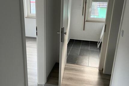 Wohnung Mühlacker - 3 Zimmer, 90 m&sup2;, 1.200&euro; | Angebot:26612905