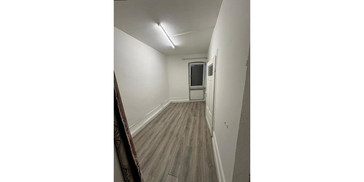 Erdgeschoßwohnung Weingarten (Baden) - 1 Zimmer, 15 m&sup2;, 410&euro; | Angebot:24966167