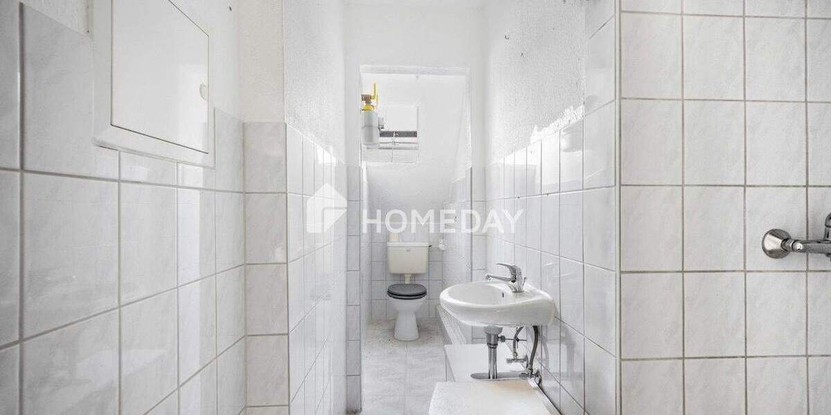 Etagenwohnung Pforzheim Nordstadt - 3 Zimmer, 75 m&sup2;, 195.000&euro; | Angebot:25696791