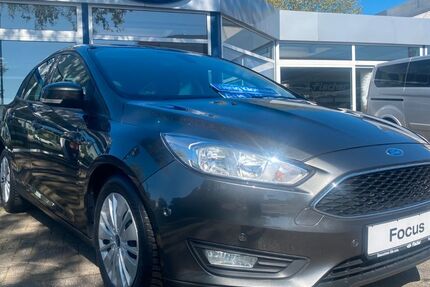 Ford Focus 26.015 km 9.490 &euro; Bretten 75015