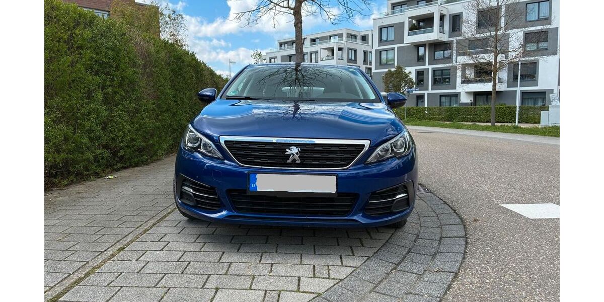 Peugeot 308 104.742 km 10.100 &euro; Pforzheim 75175