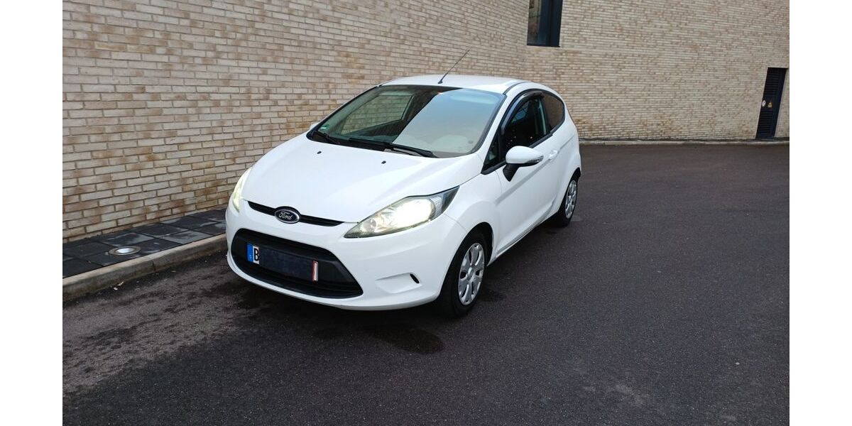 Ford Fiesta 280.000 km 2.400 &euro; Sindelfingen 71067