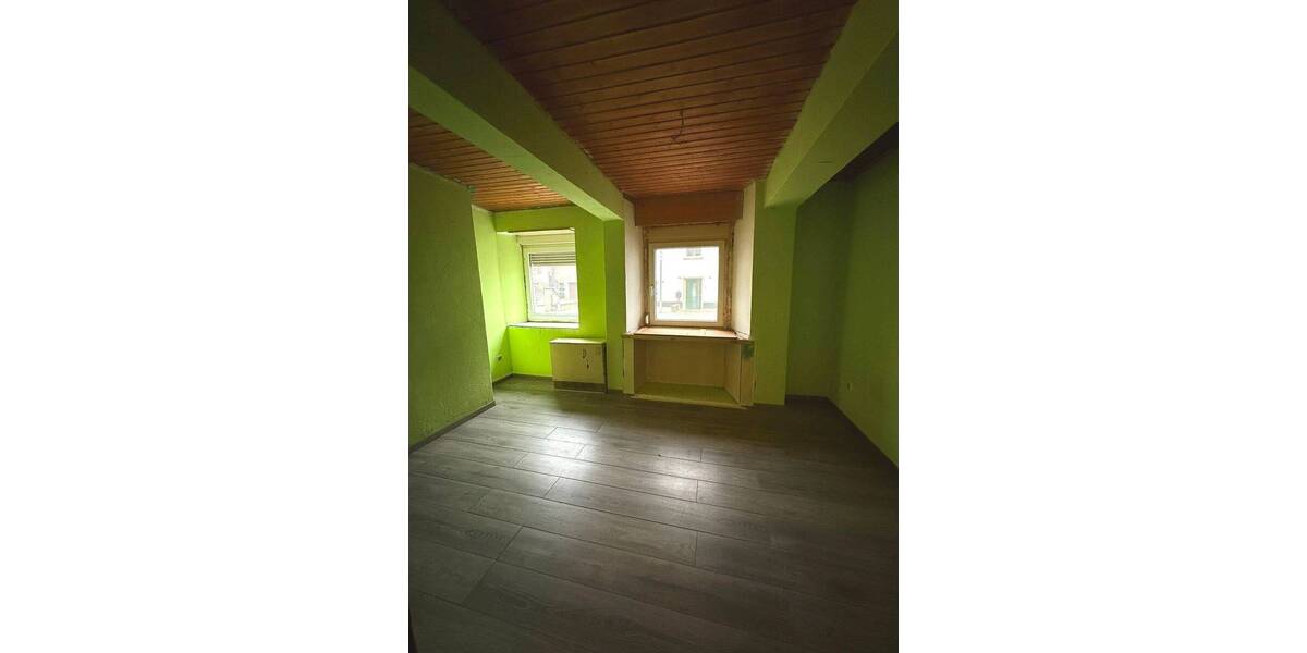 Etagenwohnung Oberderdingen-Flehingen Flehingen - 4 Zimmer, 92 m&sup2;, 79.000&euro; | Angebot:25748646
