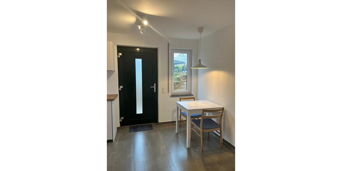 Erdgeschoßwohnung Wiernsheim - 2 Zimmer, 33 m&sup2;, 840&euro; | Angebot:26391383