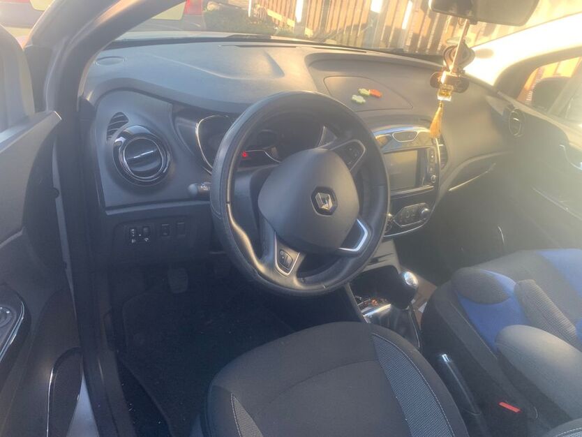 Renault Captur 58.000 km 11.400 € Gerlingen 70839