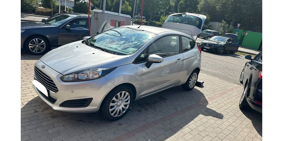 Ford Fiesta 124.000 km 5.800 &euro; Calw 75365