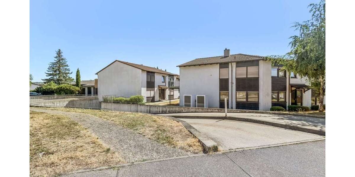 Wohnung zum Kaufen in Vaihingen an der Enz 319.000 € 107 m² - Etagenwohnung Vaihingen an der Enz | Angebot:27078910