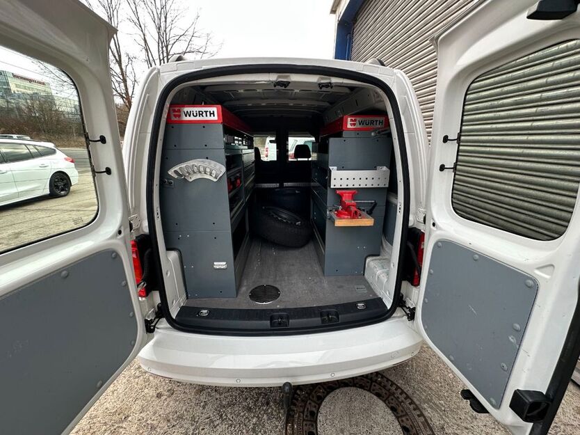 VW Caddy Maxi 161.349 km 13.500 € Sindelfingen 71065