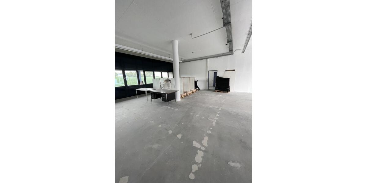 Gewerbeobjekt Ditzingen - 2.600&euro; | Angebot:25602638