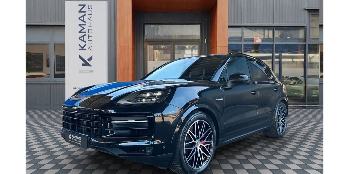 Porsche Cayenne 28.100 km 102.700 &euro; Sindelfingen 71065