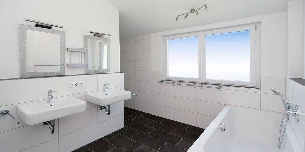 Doppelhaushälfte Weil der Stadt - 5 Zimmer, 195 m&sup2;, 730.000&euro; | Angebot:25743884