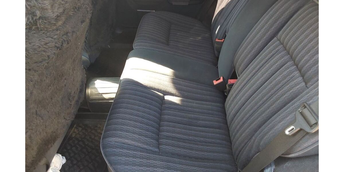 Mercedes-Benz E 230 270.000 km 6.900 &euro; Neuhausen 75242