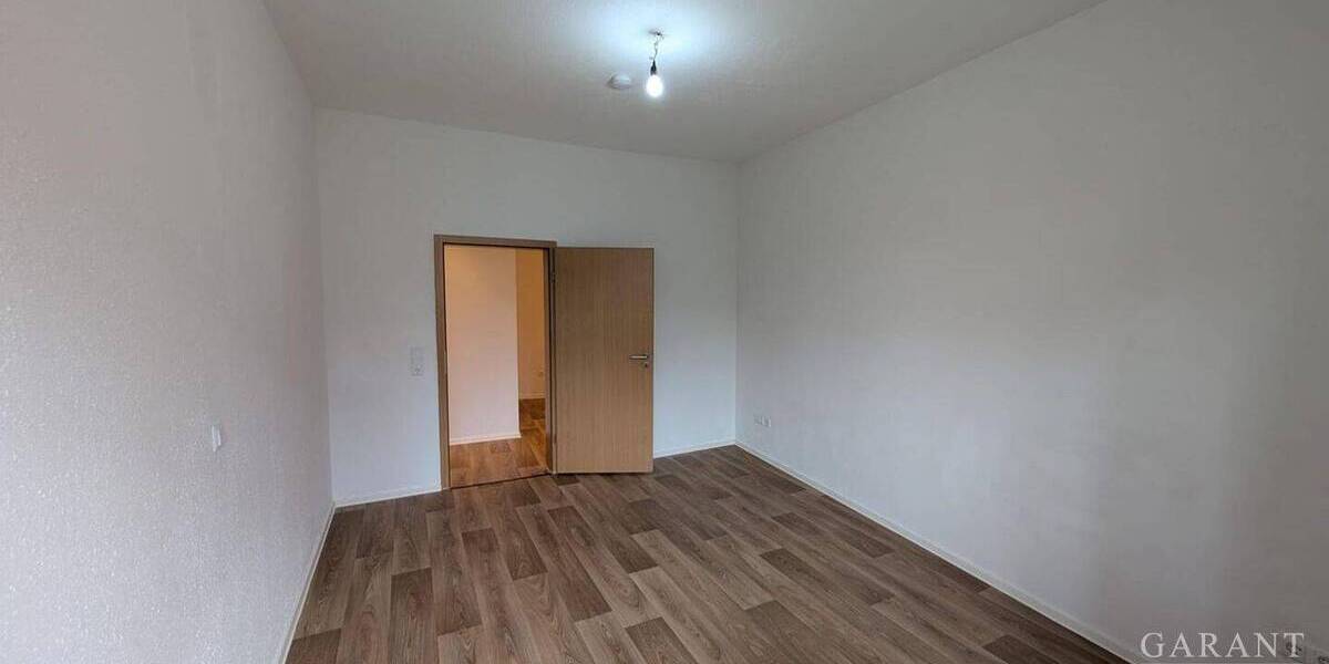 Etagenwohnung Pforzheim Brötzingen - 3 Zimmer, 81 m&sup2;, 185.000&euro; | Angebot:26207458