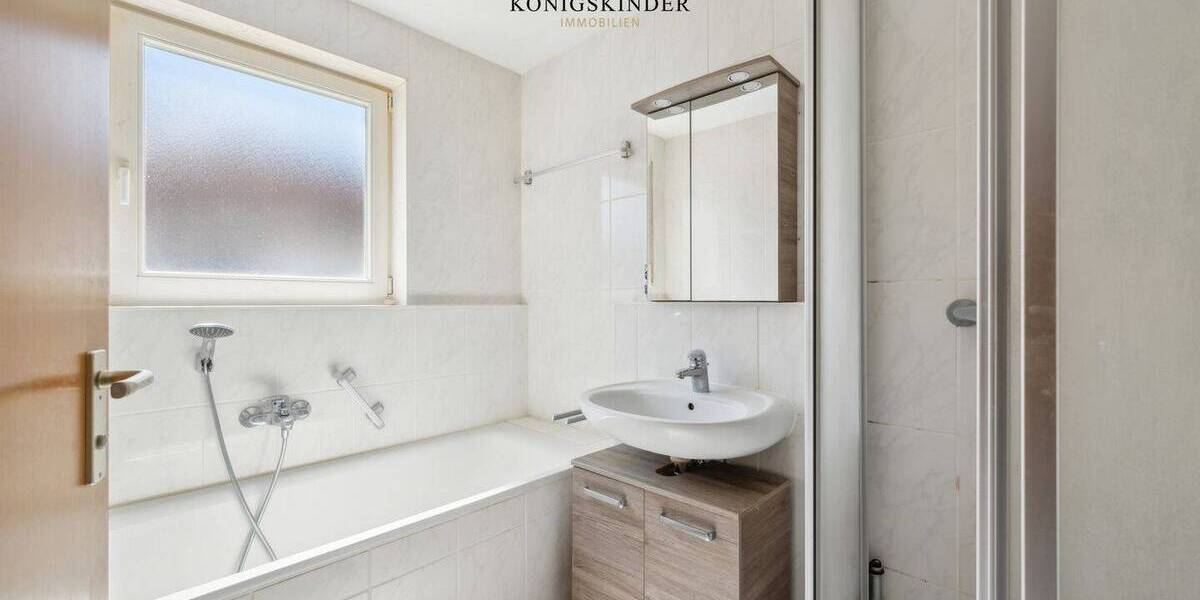 Einziehen & wohlfühlen: Freundliche Zweizimmerwohnung mit Süd-Ost-Balkon 2 zimmer