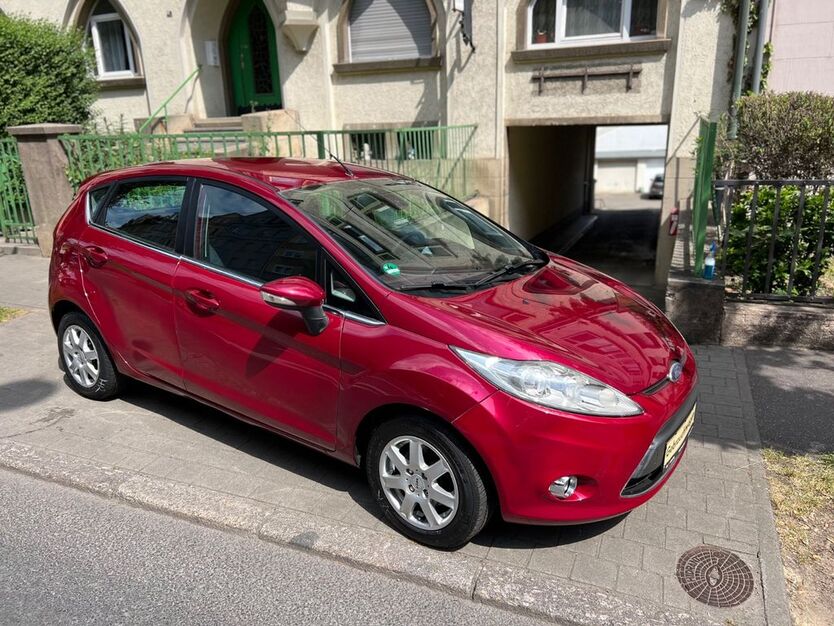 Ford Fiesta 147.000 km 4.490 € Pforzheim 75177