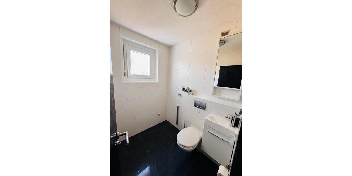 Etagenwohnung Sindelfingen Darmsheim - 3 Zimmer, 80 m&sup2;, 1.250&euro; | Angebot:25599754