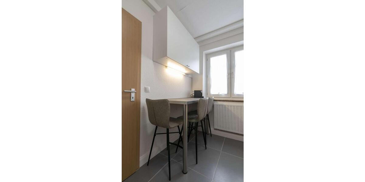 Etagenwohnung Pforzheim Weststadt - 1 Zimmer, 15 m&sup2;, 440&euro; | Angebot:24377615