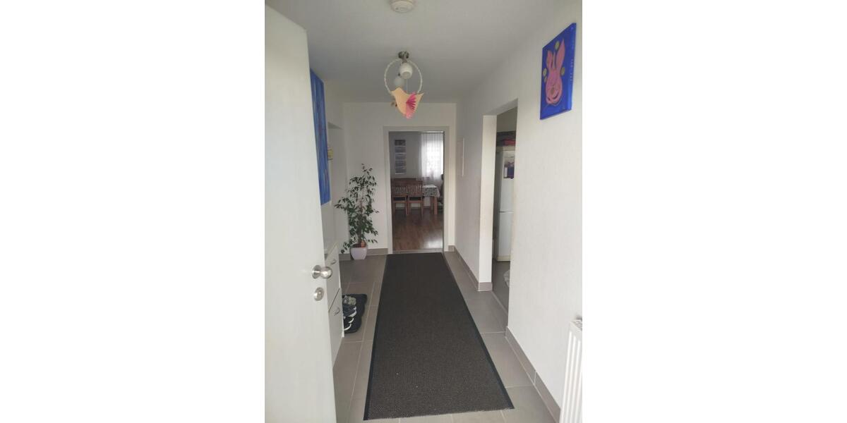Etagenwohnung Knittlingen - 3 Zimmer, 83 m&sup2;, 670&euro; | Angebot:26441807