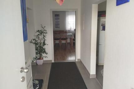 Wohnung Knittlingen - 3 Zimmer, 83 m&sup2;, 670&euro; | Angebot:26441807
