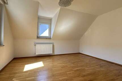 Wohnung zum Mieten in Stuttgart Wangen 1.255 € 92 m²