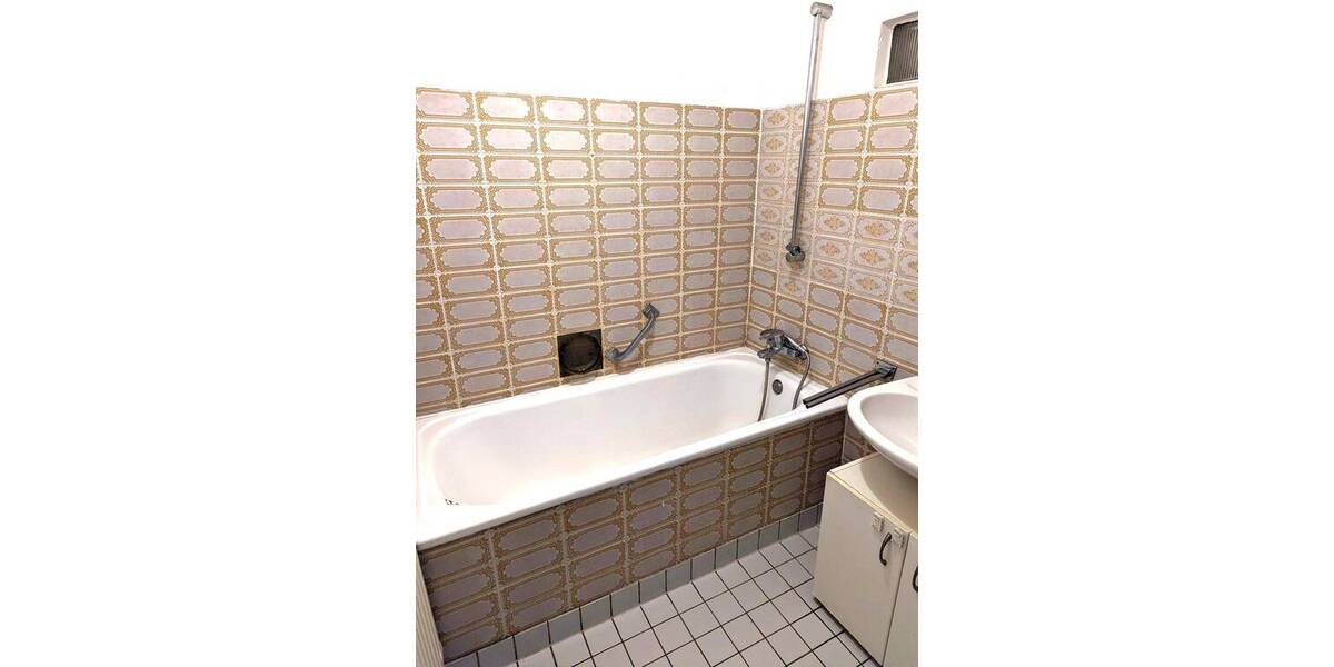 Etagenwohnung Pforzheim Oststadt - 2 Zimmer, 52 m&sup2;, 490&euro; | Angebot:26940043