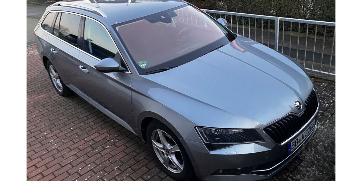 Skoda Superb 128.000 km 18.300 &euro; Aidlingen 71134