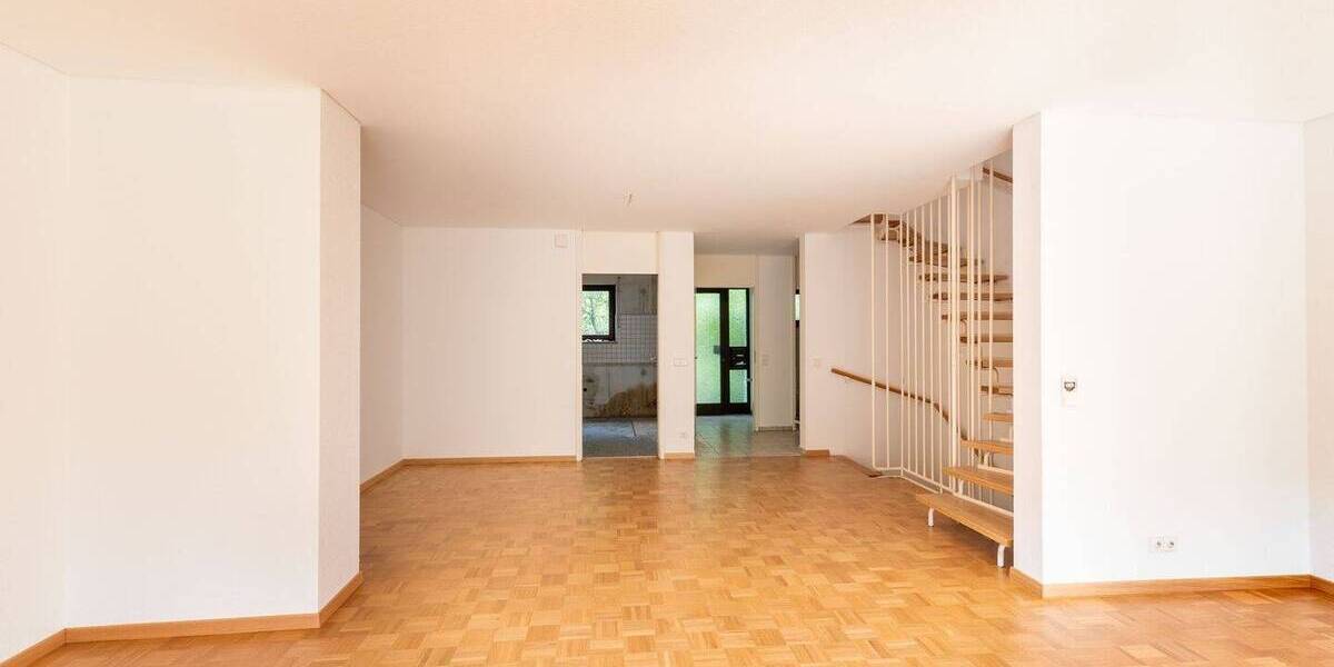 Reihenmittelhaus Ditzingen - 4 Zimmer, 120 m&sup2;, 549.000&euro; | Angebot:25698013