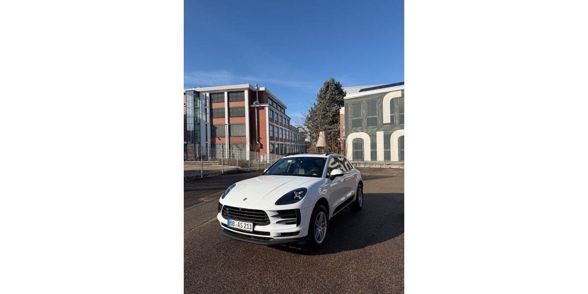 Porsche Macan 115.000 km 41.990 &euro; Weissach 71287