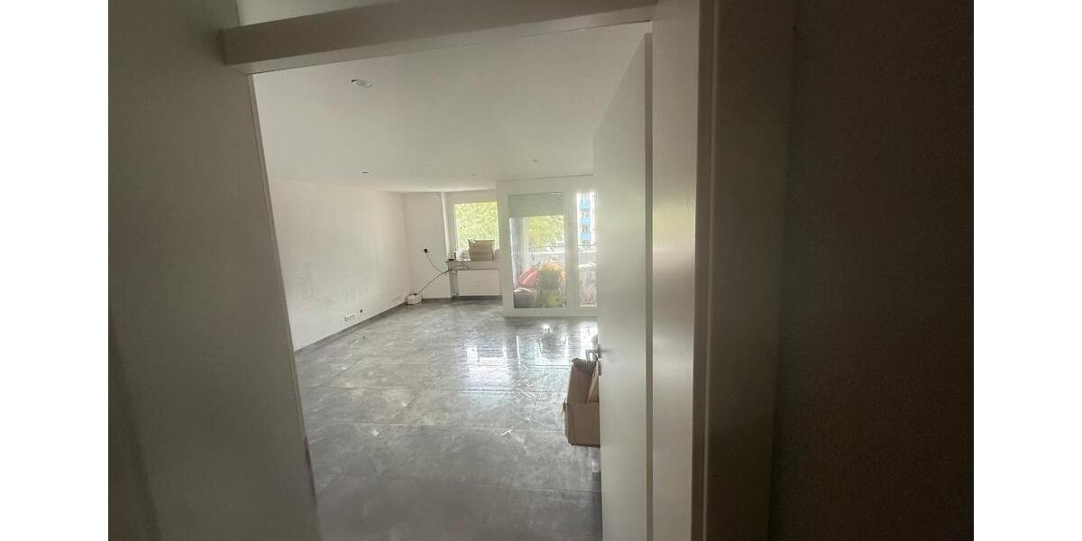 Etagenwohnung Pforzheim Nordstadt - 4 Zimmer, 101 m&sup2;, 350.000&euro; | Angebot:25052806