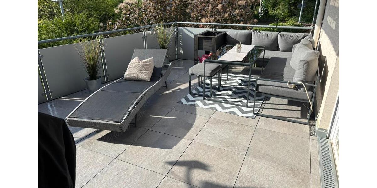 Familienfreundliche 5-Zimmer-Wohnung mit Balkon, Garten & Garage 5 zimmer