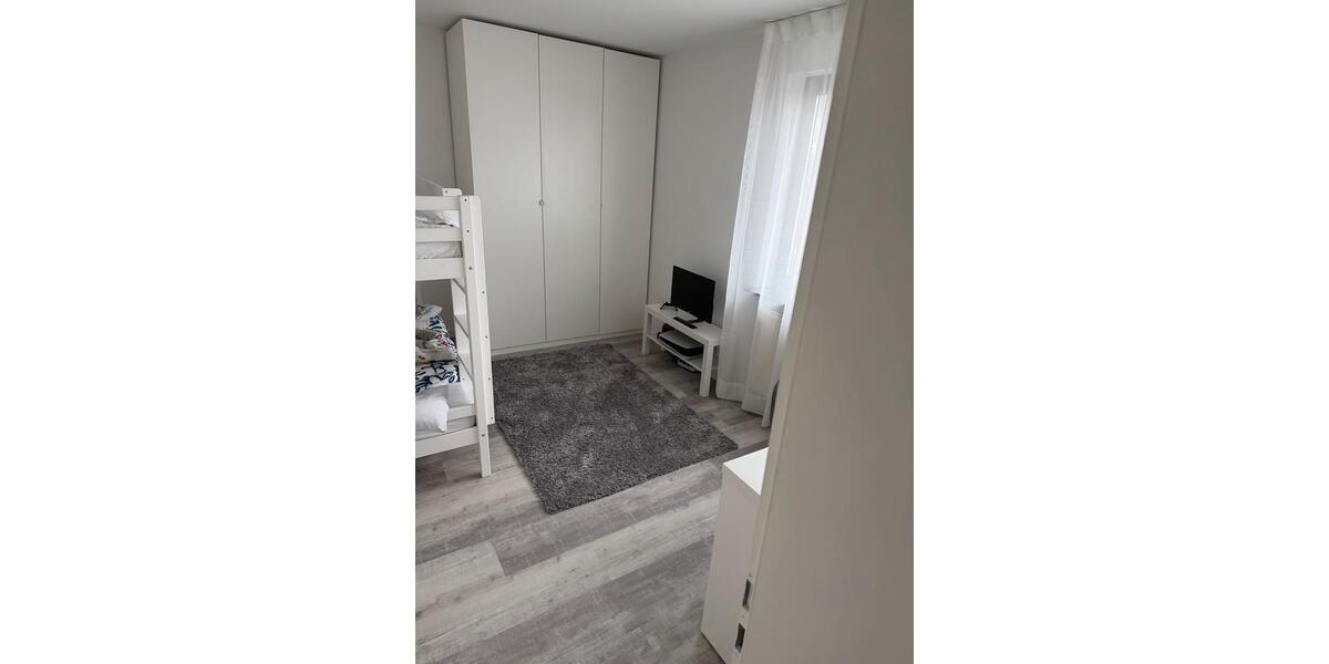 Etagenwohnung Markgröningen - 3 Zimmer, 73 m&sup2;, 1.270&euro; | Angebot:26366200