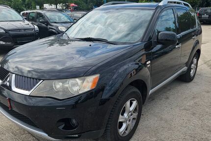 Mitsubishi Outlander 244.000 km 2.400 &euro; Bruchsal 76646