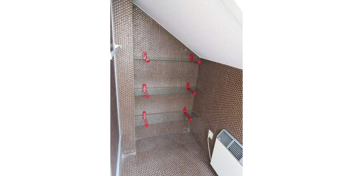 Etagenwohnung Pforzheim Südweststadt - 2 Zimmer, 70 m&sup2;, 755&euro; | Angebot:25096073