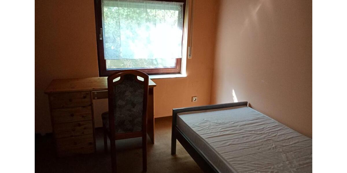 Etagenwohnung Stutensee - 1 Zimmer, 14 m&sup2;, 210&euro; | Angebot:26656548