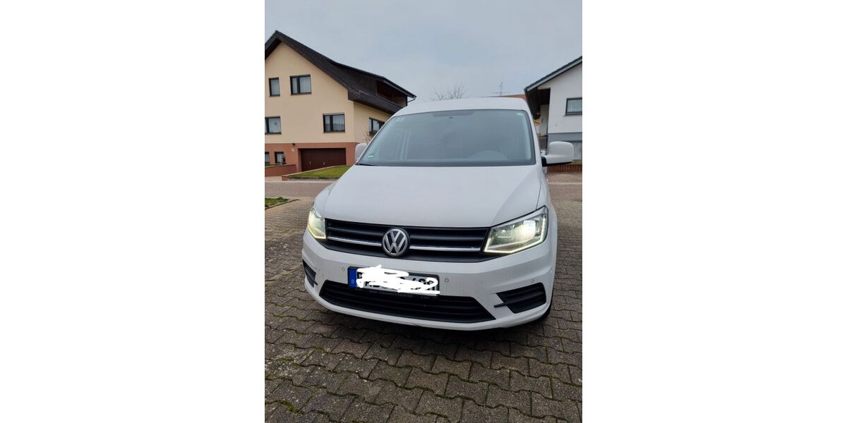 VW Caddy 77.000 km 9.400 &euro; Kürnbach 75057