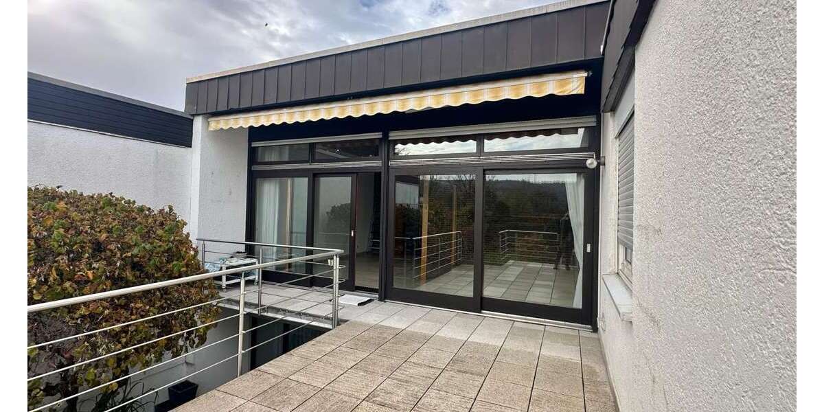 Haus zum Mieten in Karlsruhe 2.100 € 195 m² 6.5 zimmer