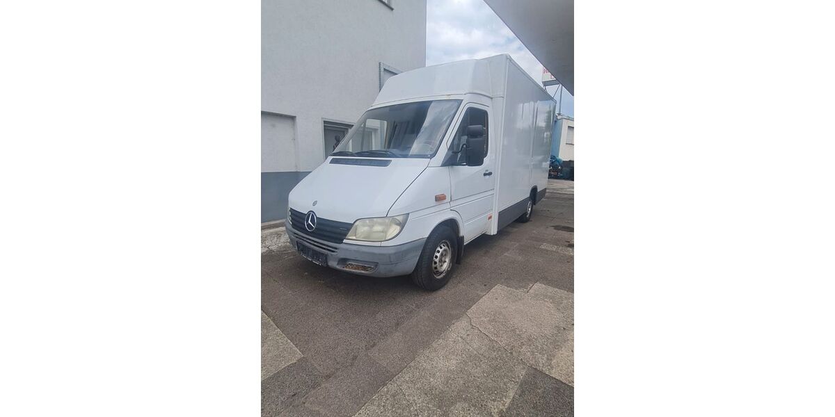 Mercedes-Benz eSprinter 140.000 km 3.999 &euro; Karlsruhe 76187