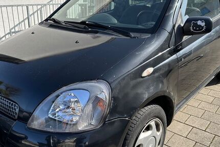 Toyota Yaris 254.400 km 1.450 &euro; weil der stadt 71263