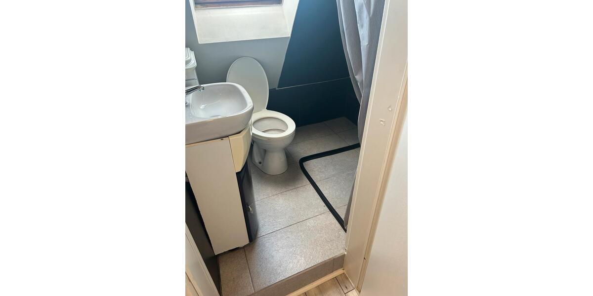 Dachgeschoßwohnung Pforzheim Eutingen - 2 Zimmer, 40 m&sup2;, 600&euro; | Angebot:25374969