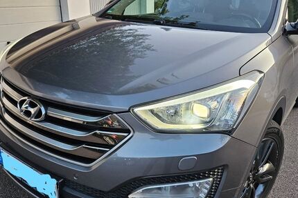 Hyundai SANTA FE 234.000 km 8.000 &euro; Pforzheim 75175