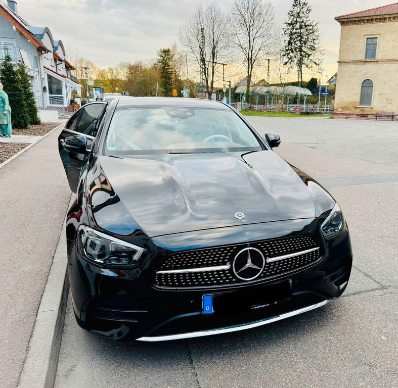 E 300