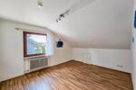Dachgeschoßwohnung Birkenfeld - 3 Zimmer, 70 m&sup2;, 820&euro; | Angebot:26431333
