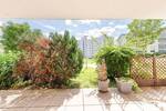 2-Etagen-Wohnung mit 2 TG-Stellplätze, EBK, 2 BadeZimmer, Balkon und Terrasse