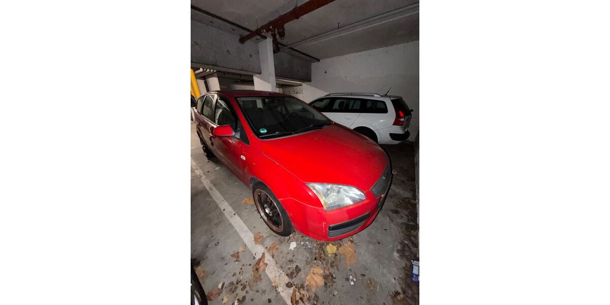 Ford Focus 210.000 km 1.500 &euro; Karlsruhe 76189