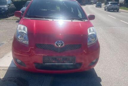 Toyota Yaris 197.000 km 4.000 &euro; Unterreichenbach 75399