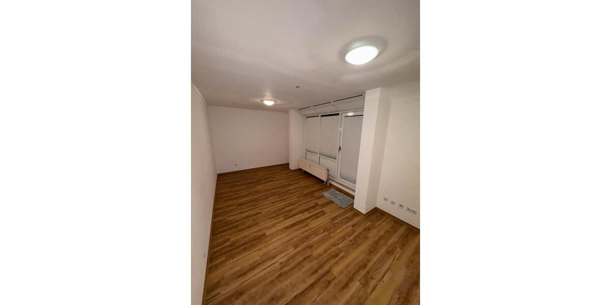 Exckusive 1-Zimmer Wohnung mit Balkon, EBK in Hagsfeld 1 zimmer