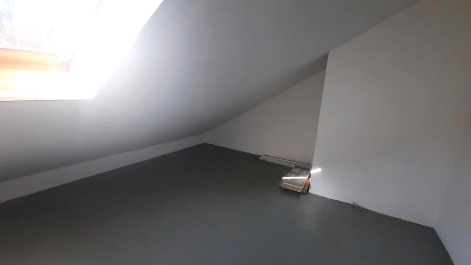 In 23730 Neustadt: Helle, neuw. 2-Z-Wg. EBK, Balk, Gar., EBS 2 zimmer