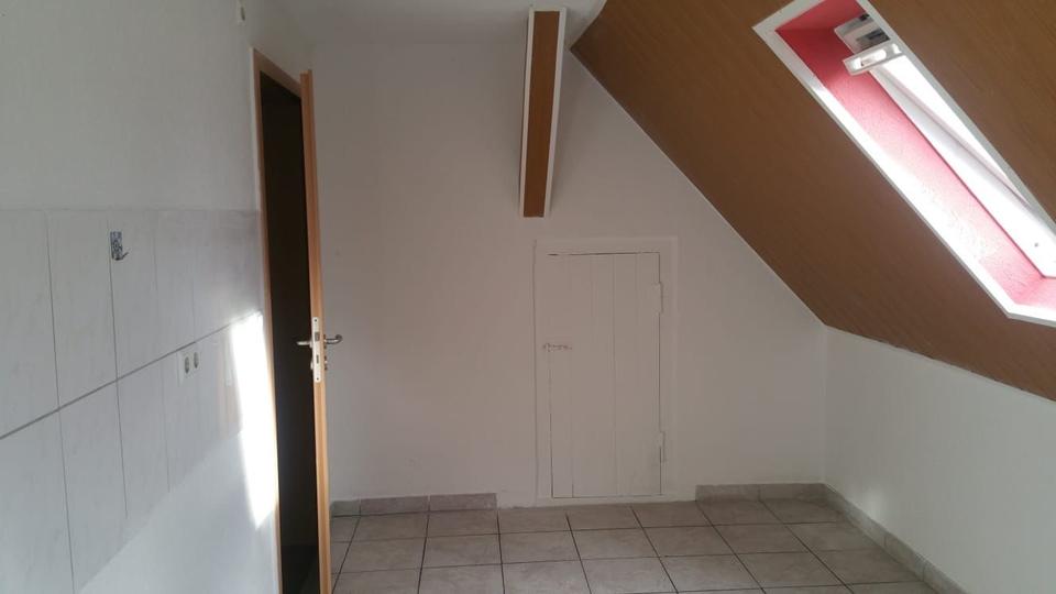 Etagenwohnung Remchingen - 3 Zimmer, 140 m&sup2;, 1.000&euro; | Angebot:26414160